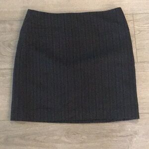 Vintage banana republic size 4 mini skirt black white